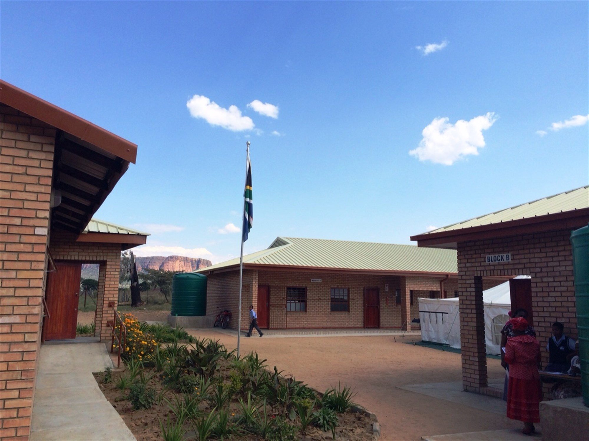 Humanitarian Assistance Program Helps with School Construction in South Africa (3) of (3)