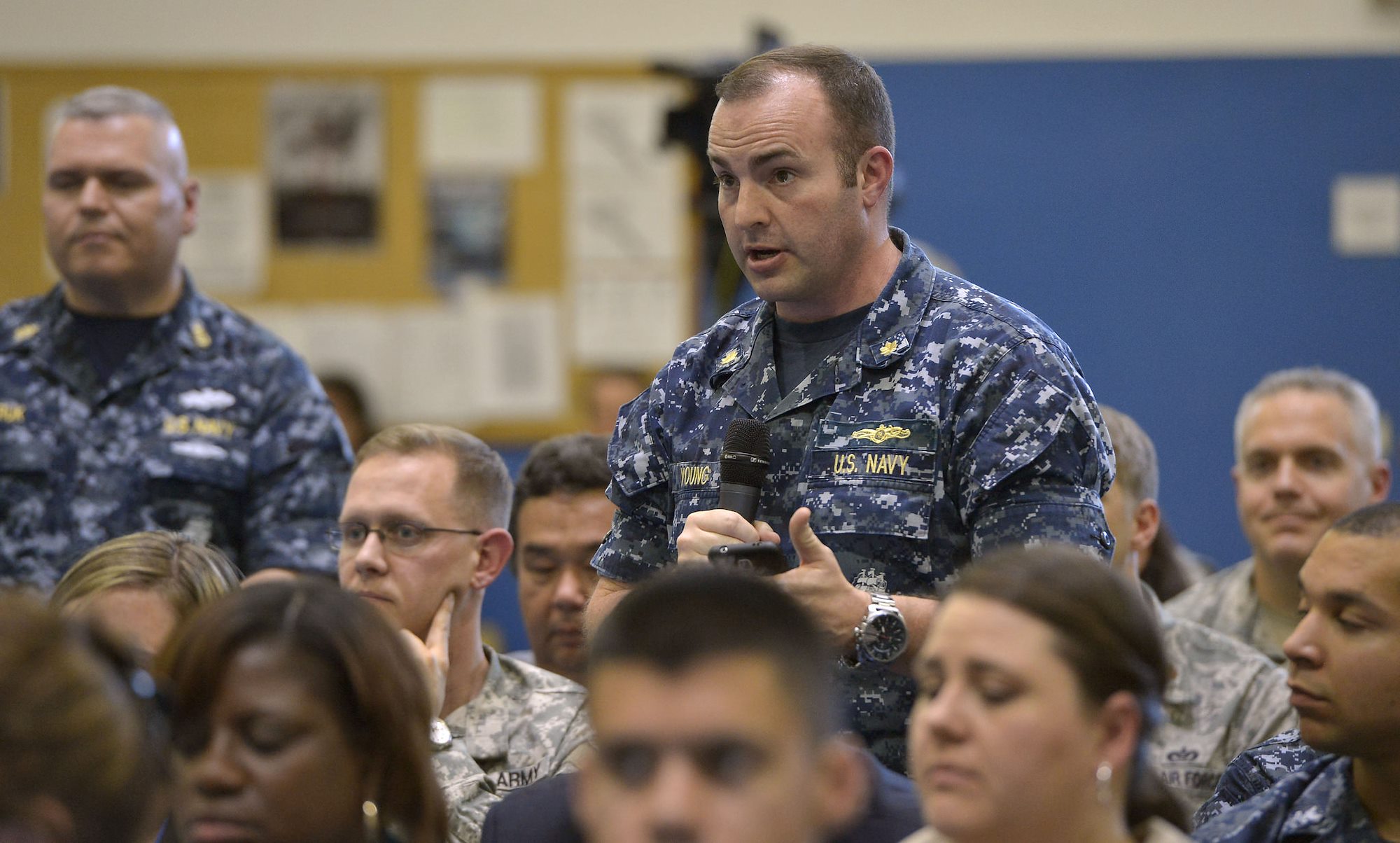 Defense Secretary Carter Visits AFRICOM  (6) of (7)