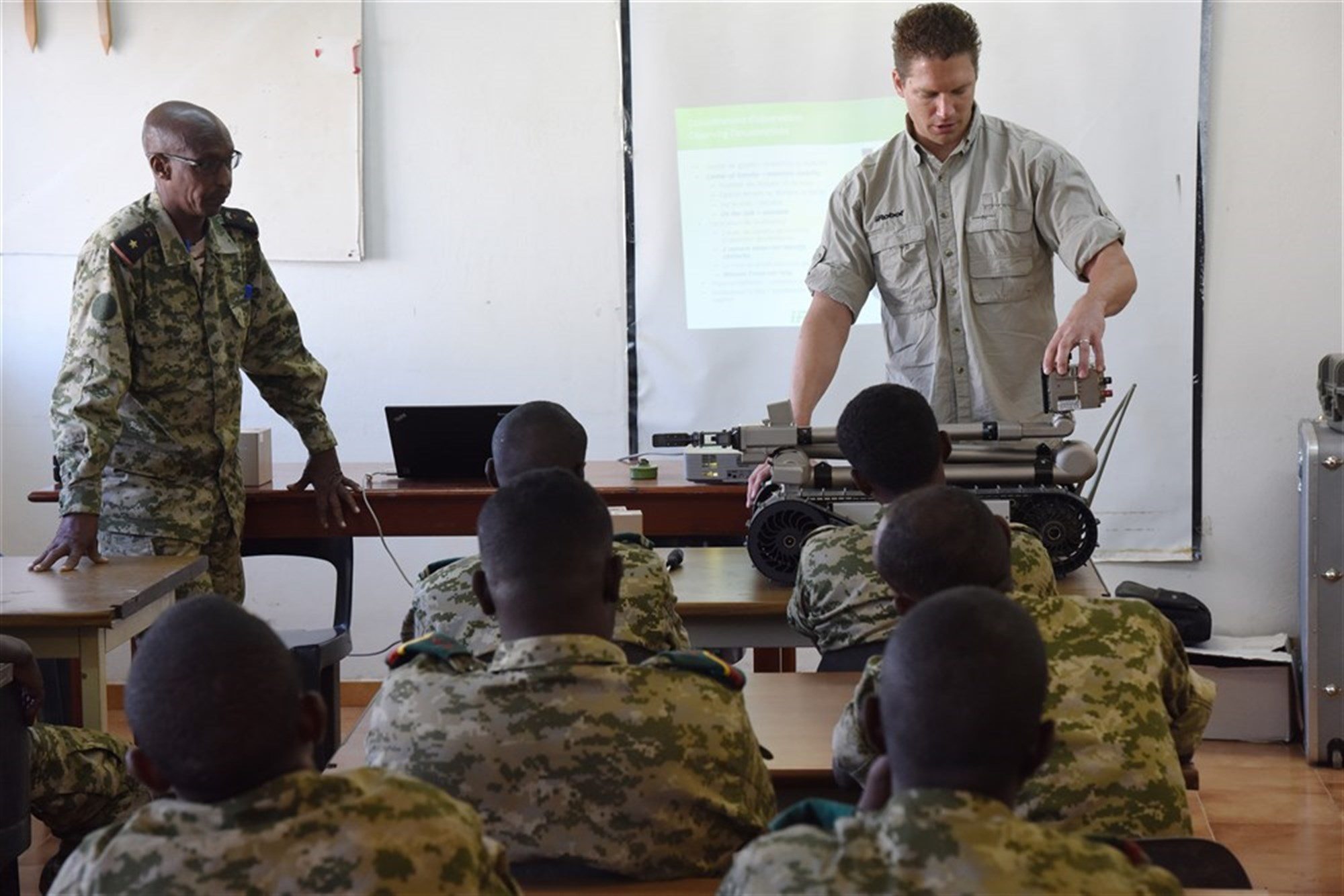 Robot Becomes “Eyes” and “Hands” of Service Members