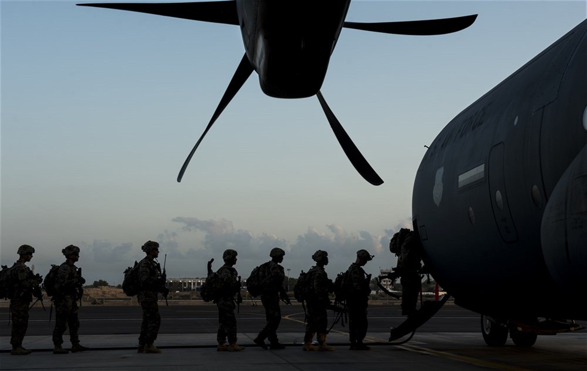 U.S. Army Unit Completes Validation for East Africa Response (1) of (2)