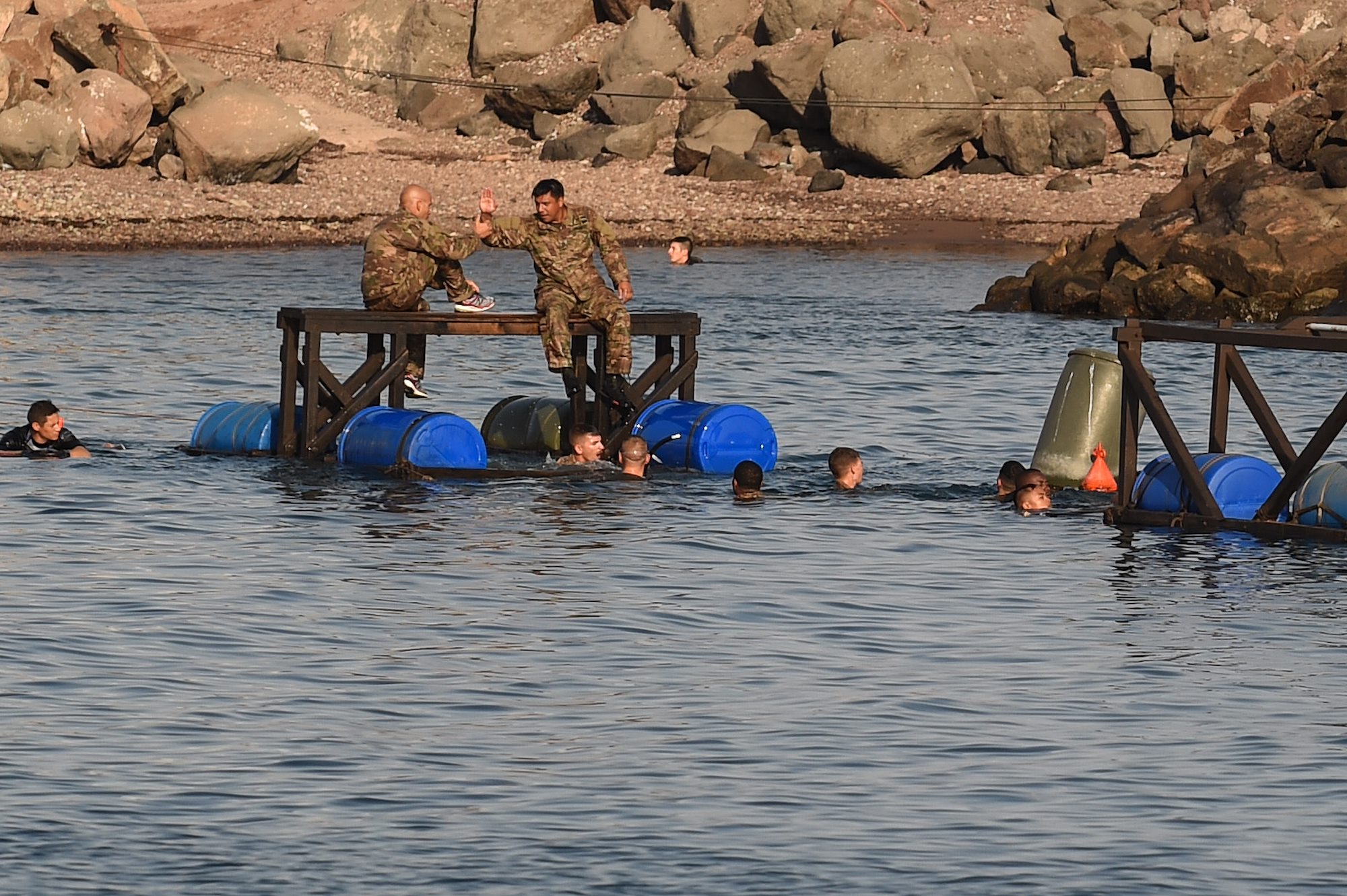 Task Force Hurricane Soldiers Complete French Desert Survival Course
