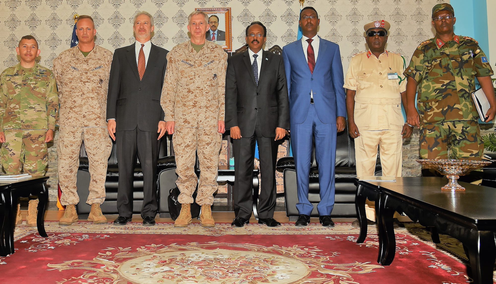 AFRICOM, CJTF-HOA Commanders meet Somalia President