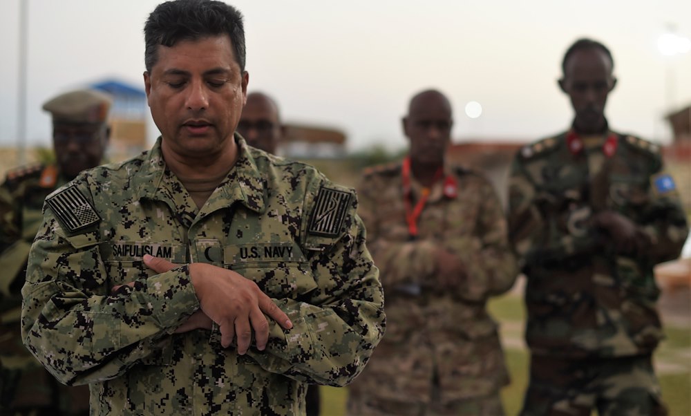 AFRICOM Imam leads first Iftar with U.S., SNA leaders