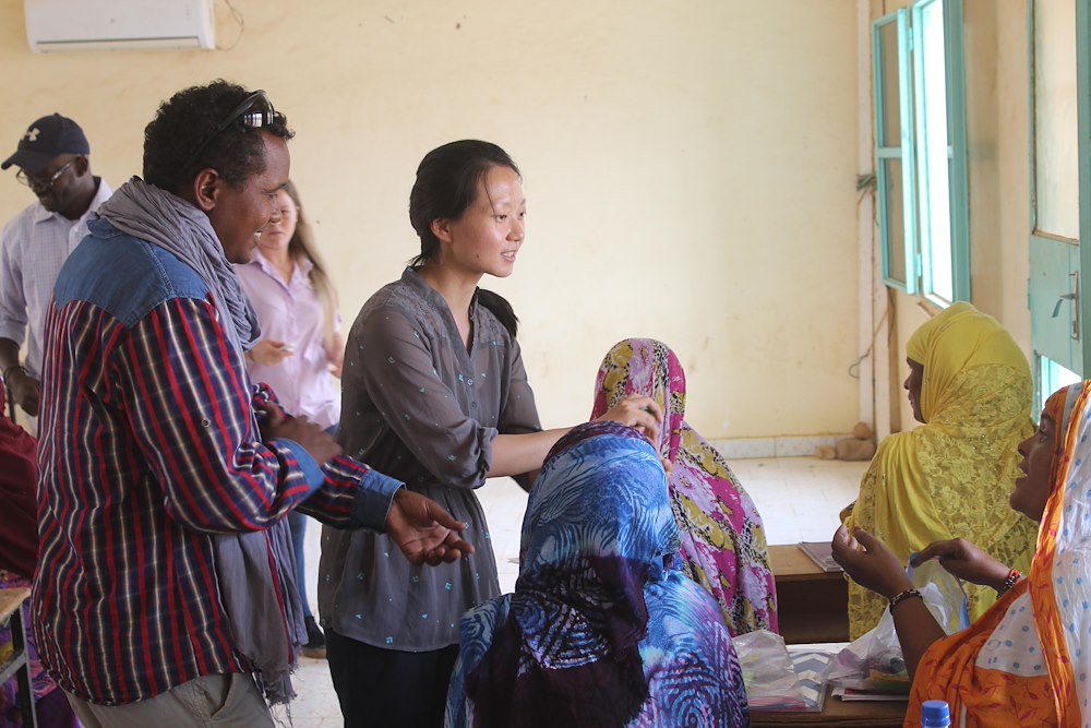 724th EABS medical team teaches hygiene class to local Women’s Association