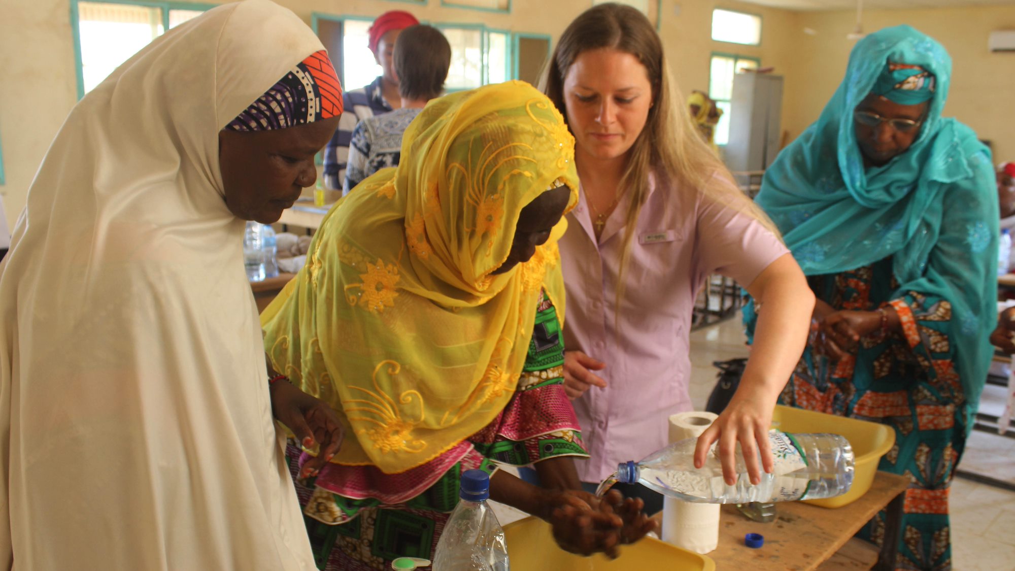 724th EABS medical team teaches hygiene class to local Women’s Association