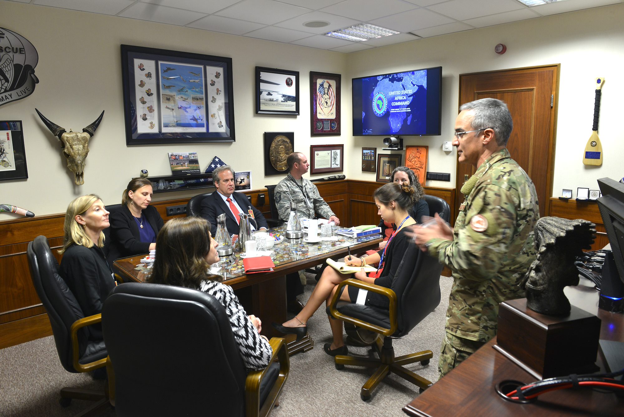 USIP President Visits AFRICOM; discussed conflict resolution in Africa