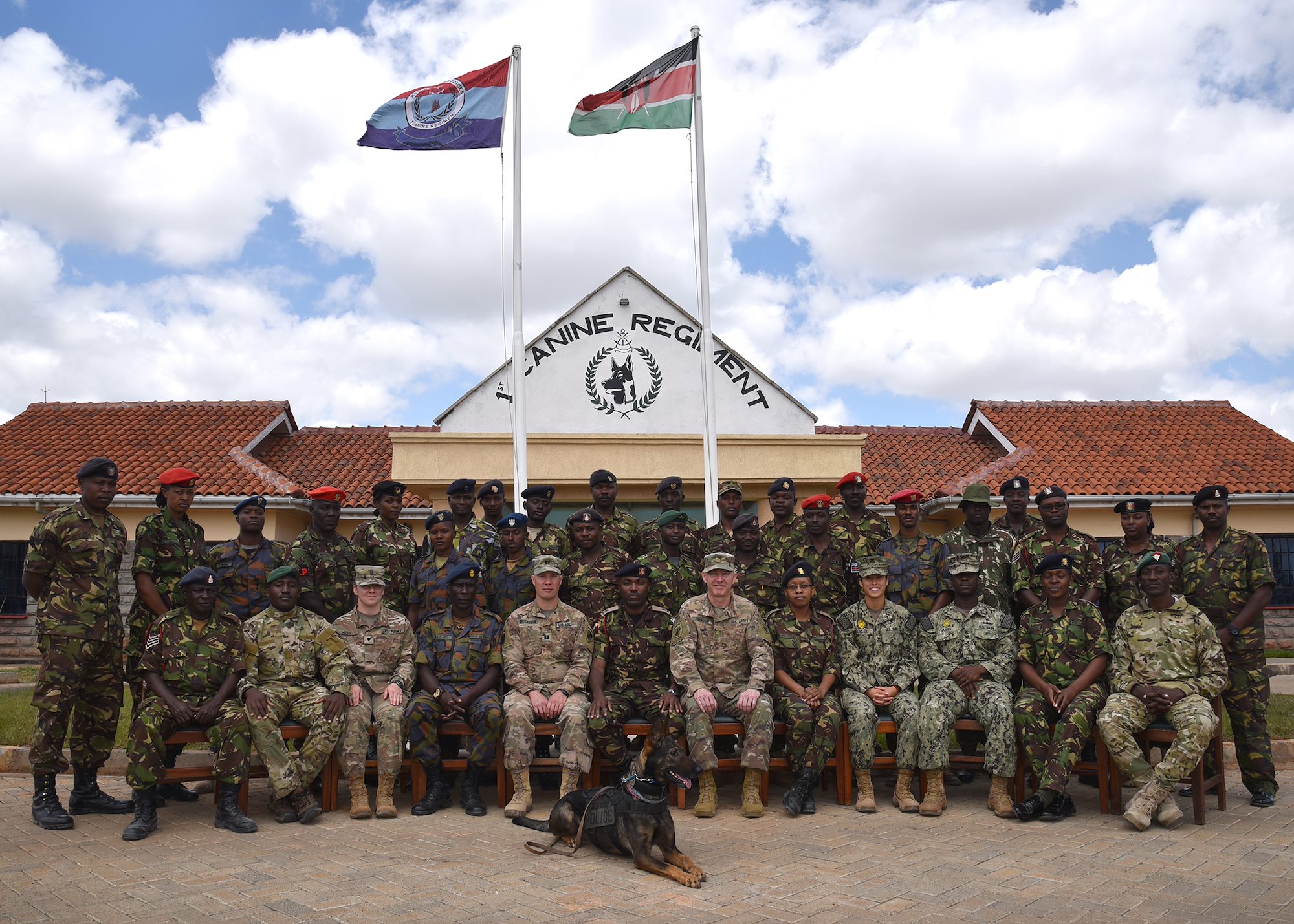 Kenya Defence Forces, U.S. canine handlers exchange knowledge