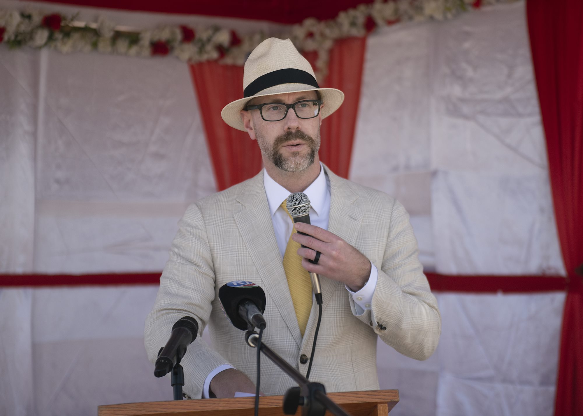 U.S. Navy Seabees turnover Ali Oune Medical Clinic to Djiboutian officials