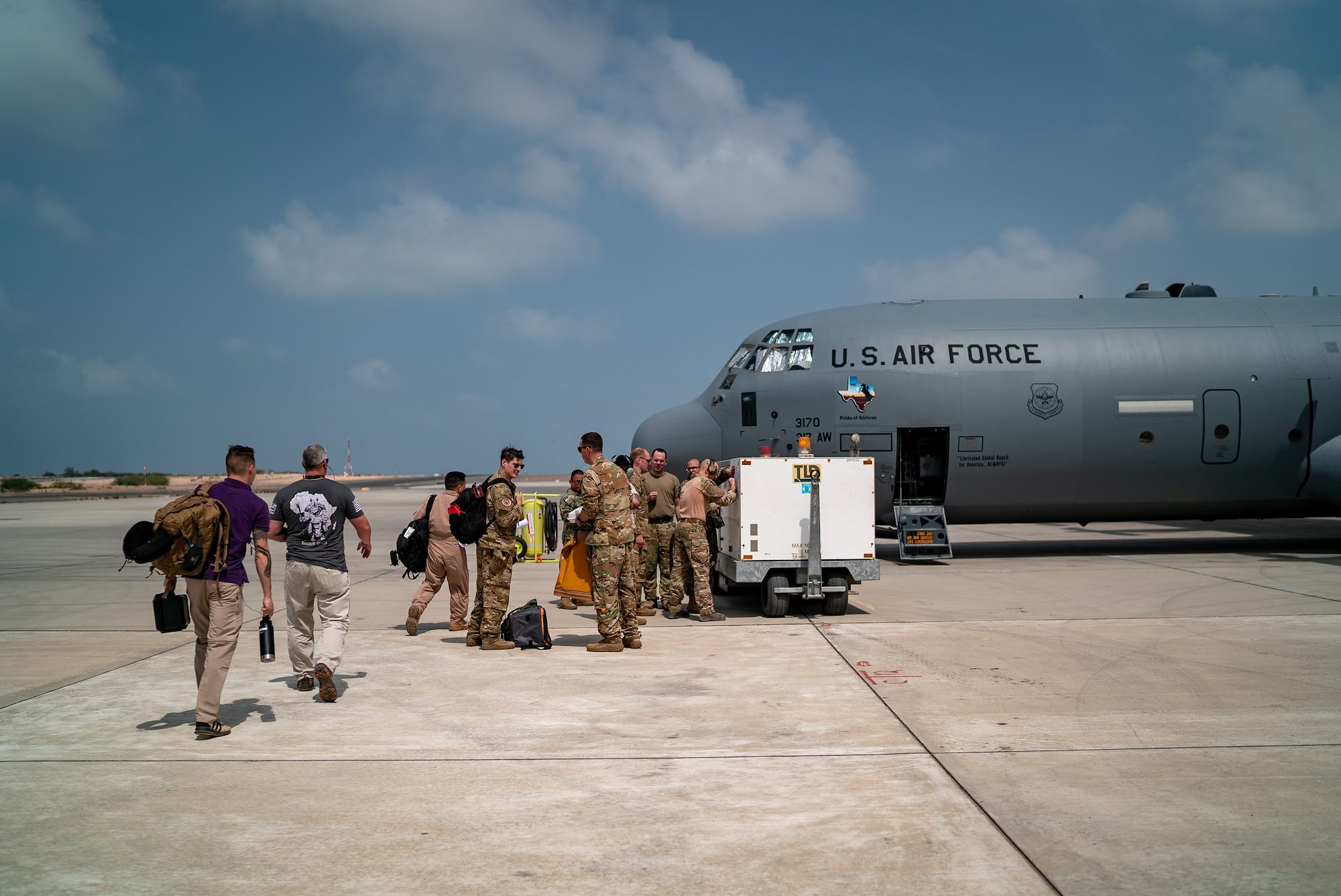 CJTF-HOA sends disaster relief to Mozambique
