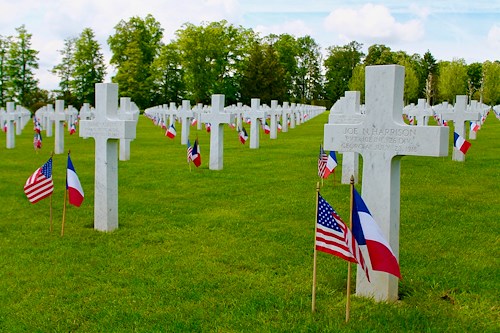 AFRICOM Commander Lays Wreath at WWI Cemetery