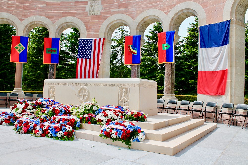 AFRICOM Commander Lays Wreath at WWI Cemetery