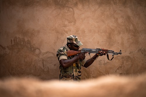 Air advisors train with Niger Armed Forces at AB201