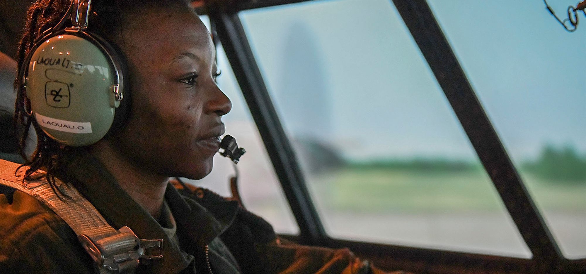Nigerien Air Force's first female pilot adds C-130 to repertoire