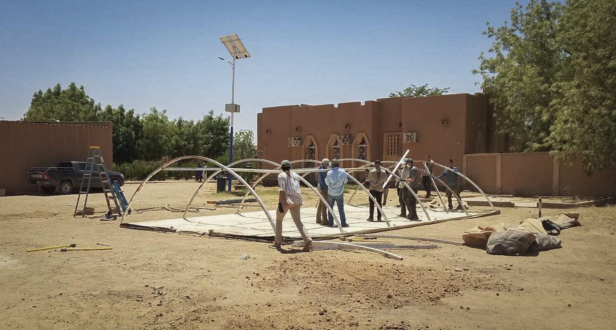 Civil affairs team delivers medical supplies to Nigerien facilities