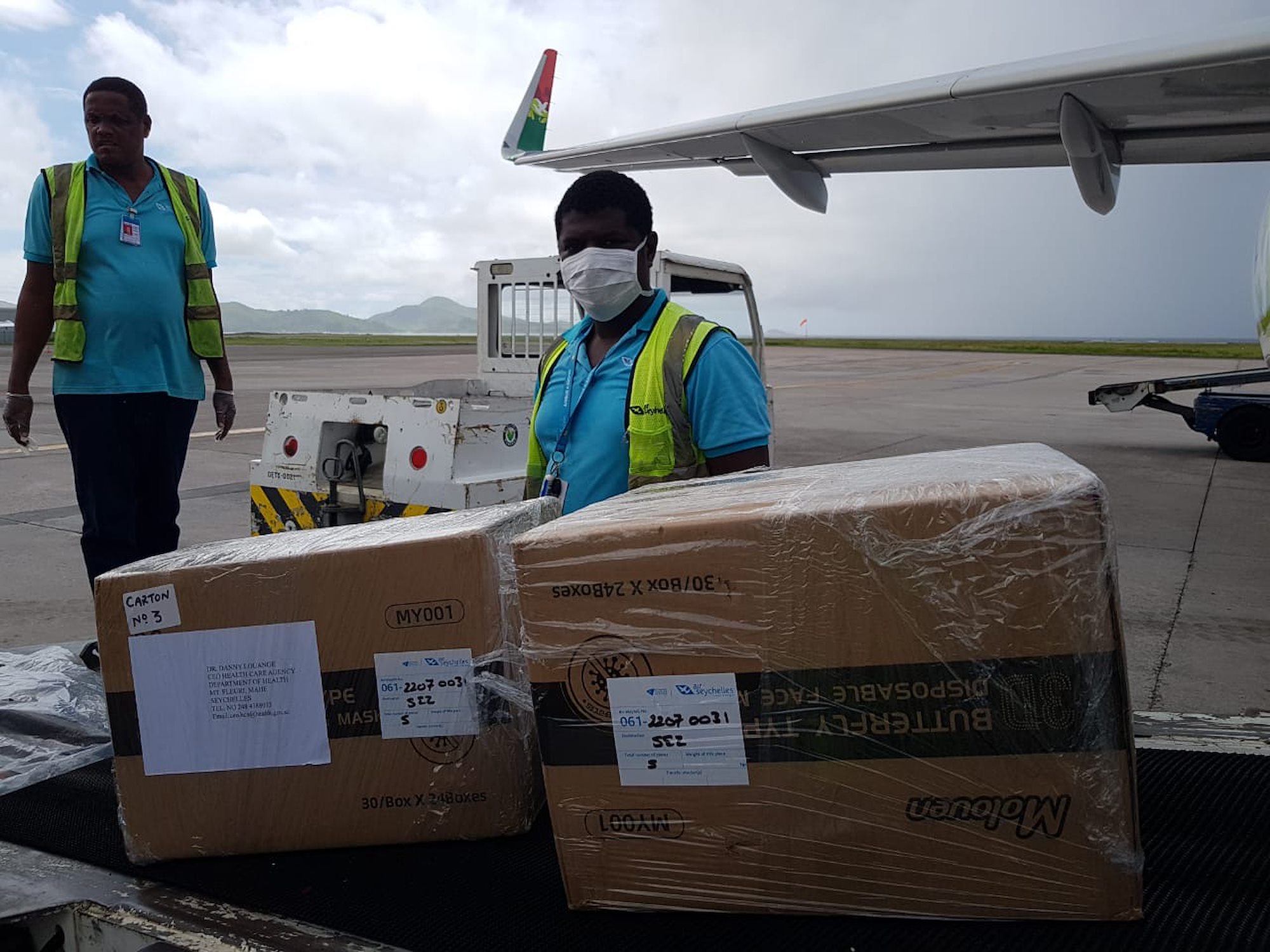 Humanitarian assistance provided to Seychelles, Mauritius to combat COVID-19