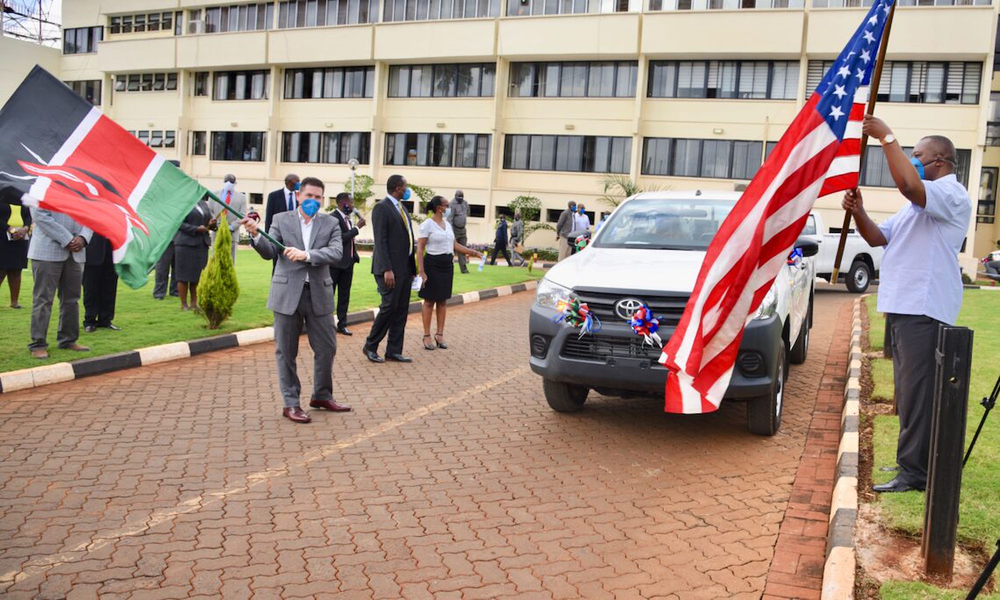 Vehicle donation enhances investigation of corruption, drug trafficking in Kenya