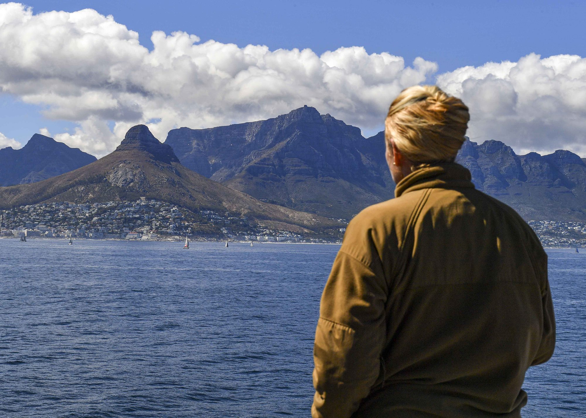 USS Hershel “Woody” Williams visits Cape Town to strengthen bilateral ties