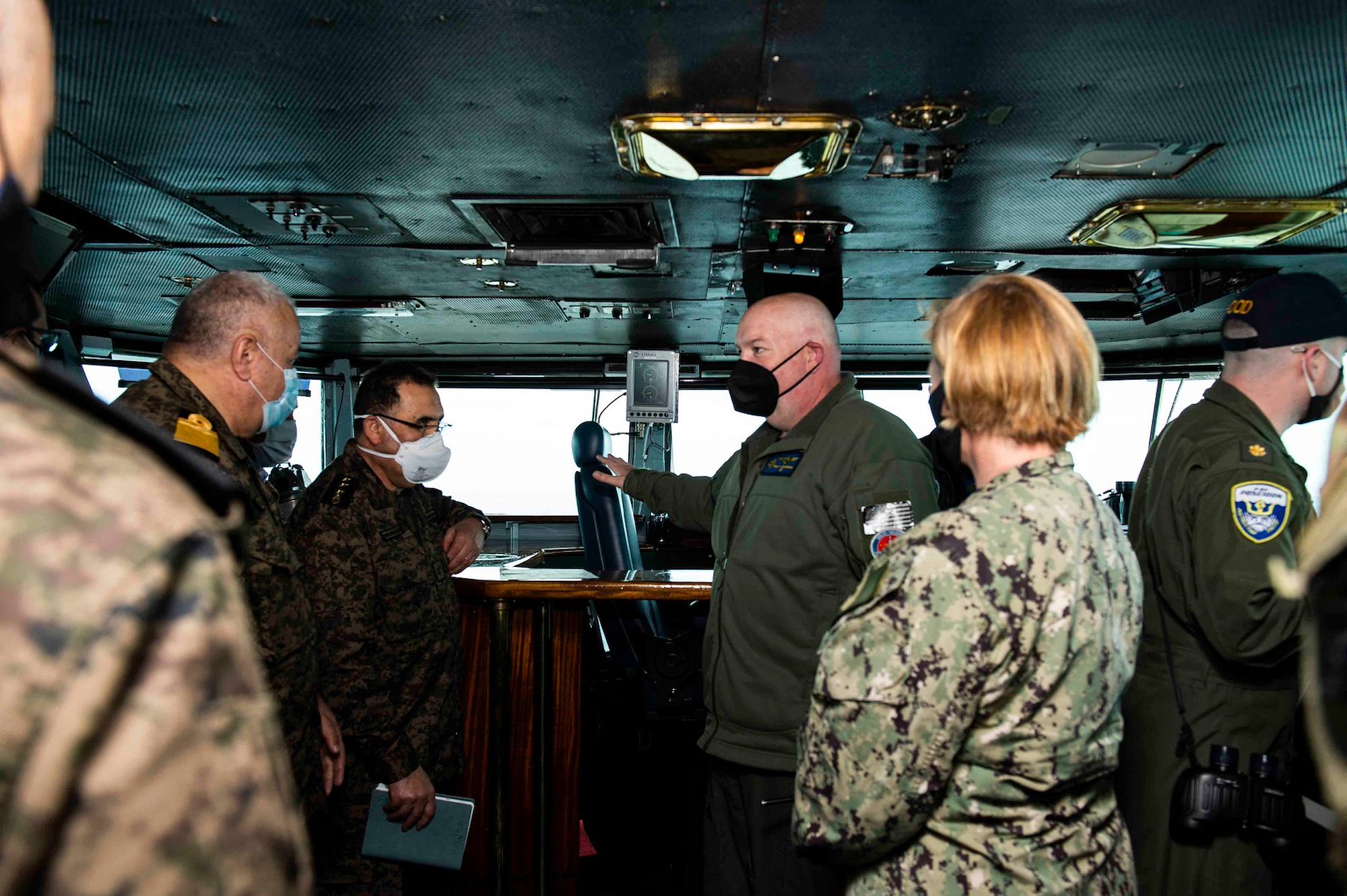 AFRICOM commander meets Tunisian military leaders aboard the USS Eisenhower