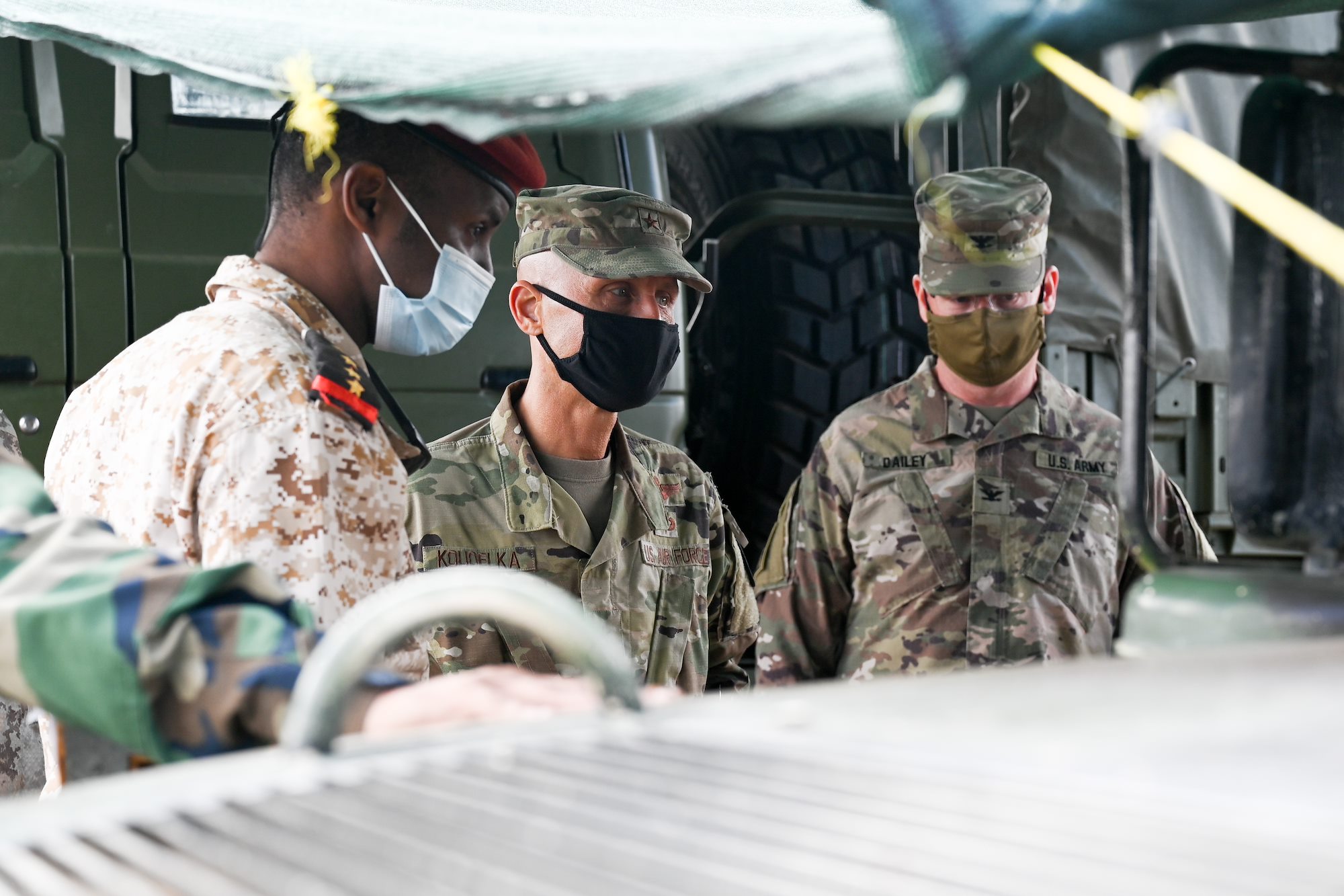 CJTF-HOA, Djiboutian military partner in 4-day signal exercise