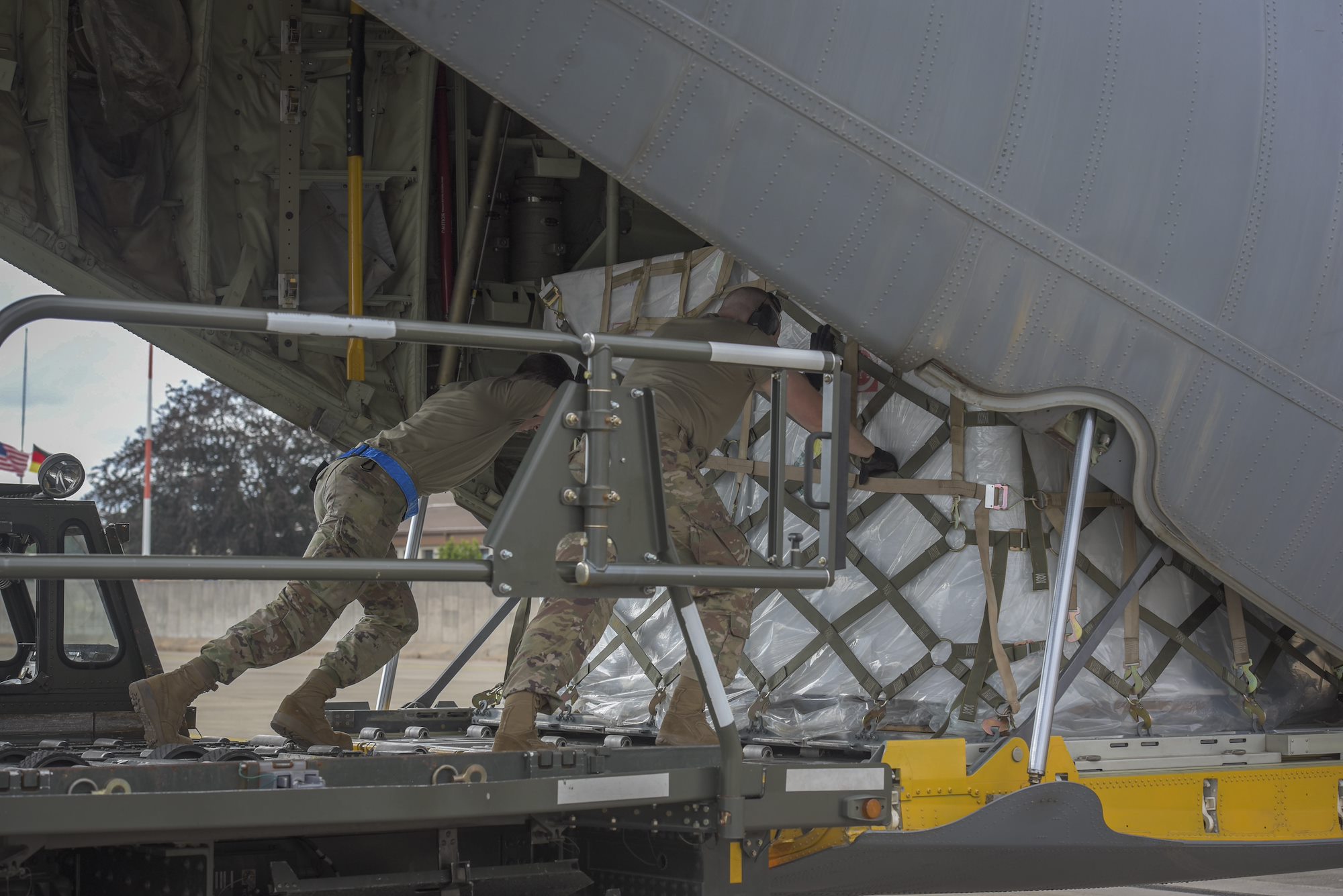 U.S. Africa Command assists Tunisia with COVID-19 response