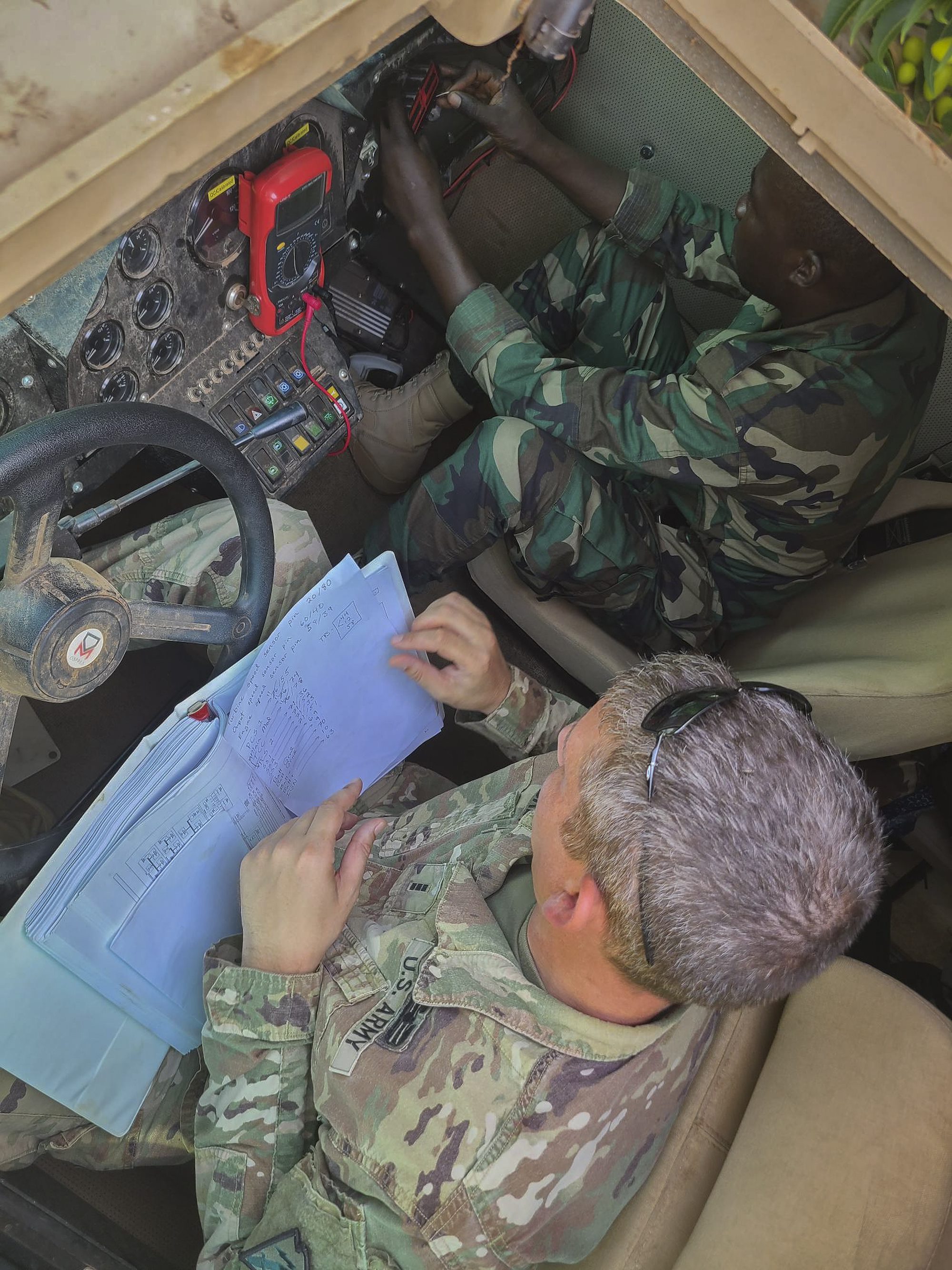 Indiana National Guard trains Nigerien military mechanics