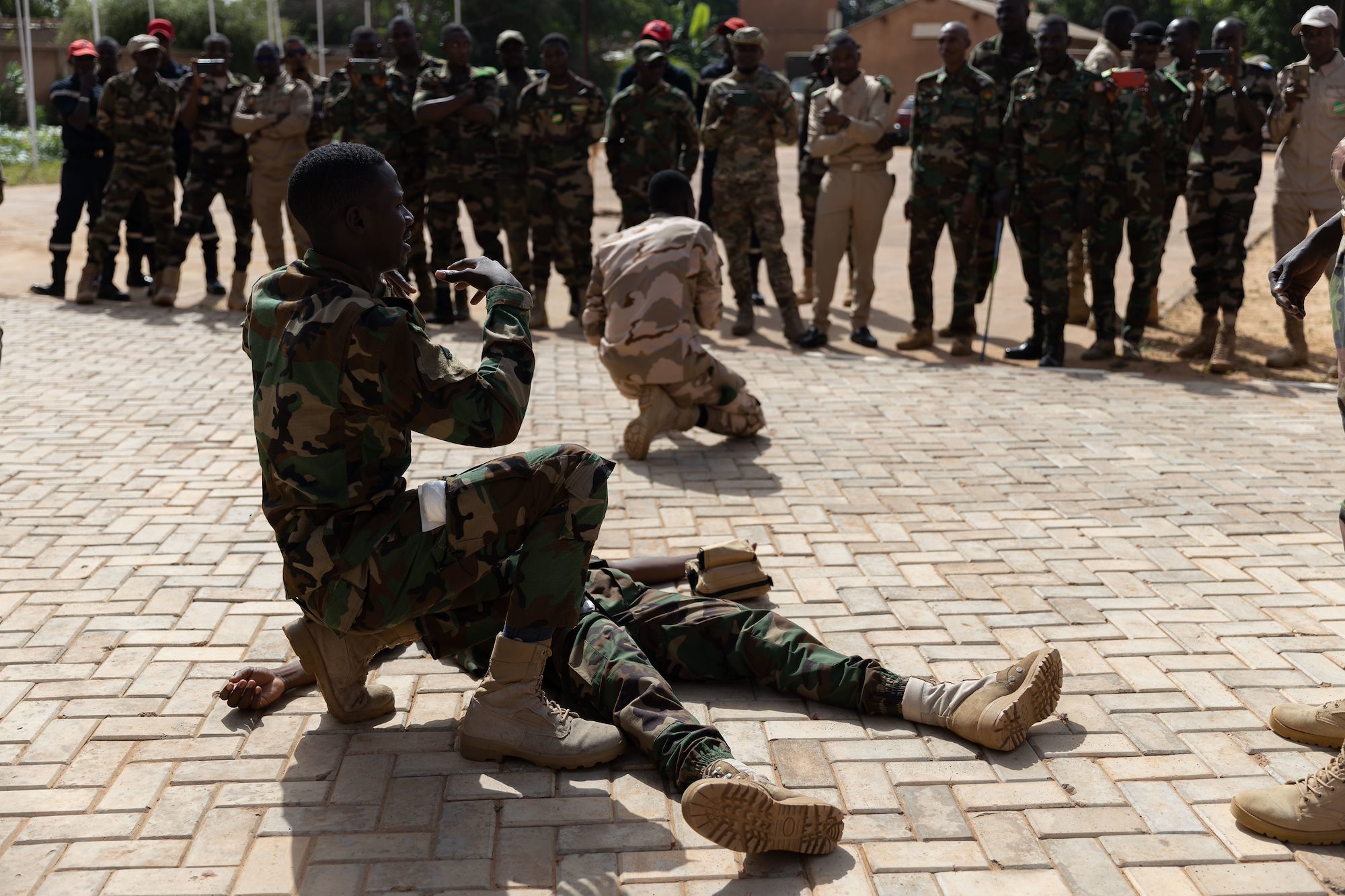 Indiana Guard, Nigerien Medics Bond Over Lifesaving Skills