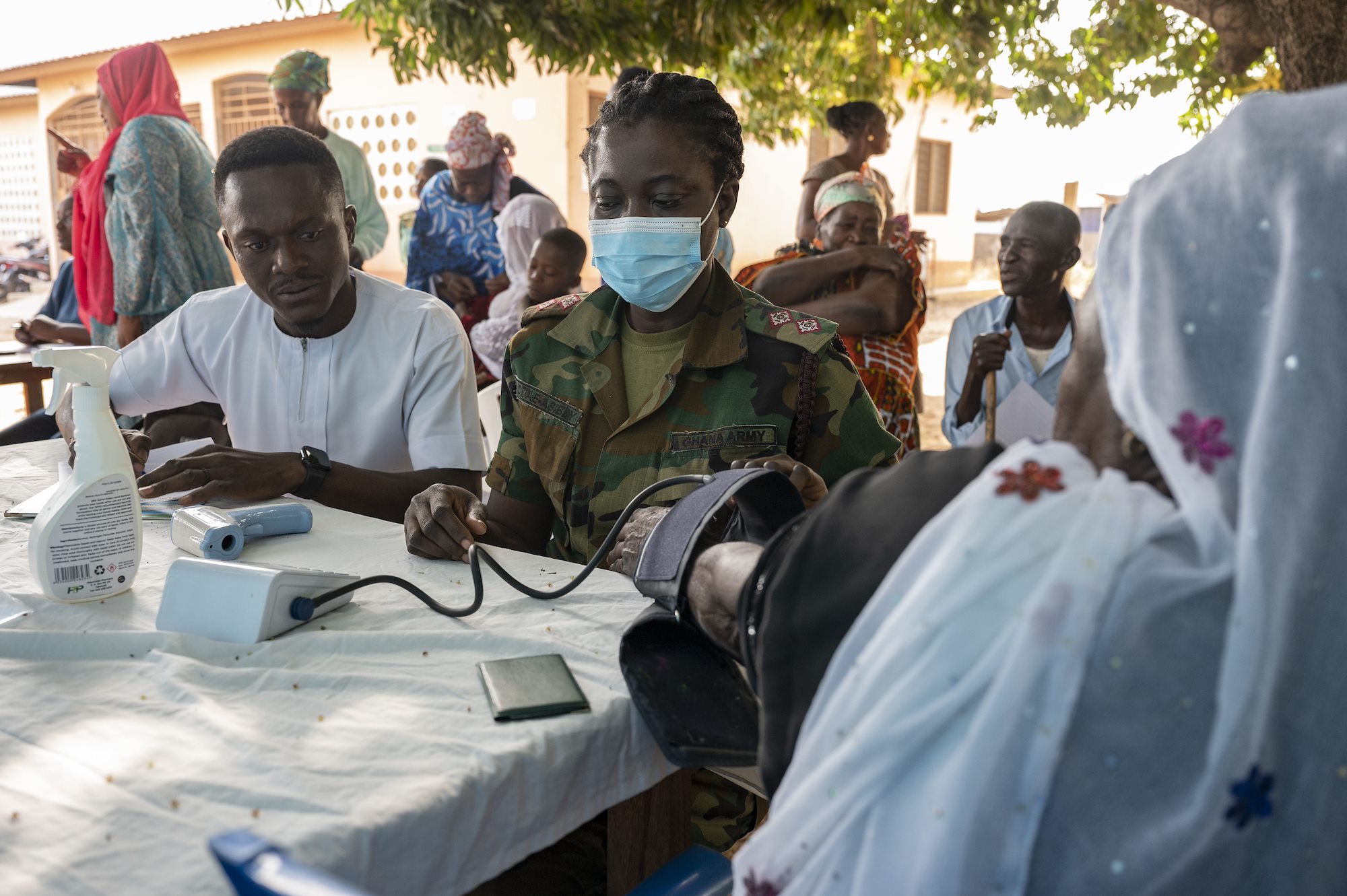 Civil affairs, Ghanaian soldiers conduct MEDCAP in Bole
