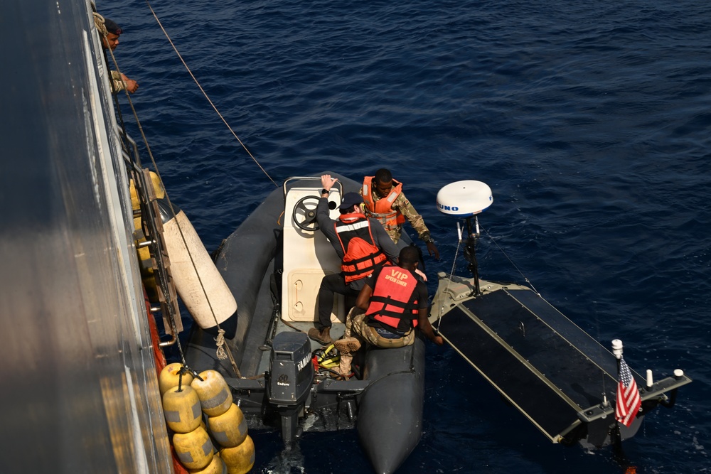 CTF 66 Successfully Launches Lightfish USV Off Partner Vessel