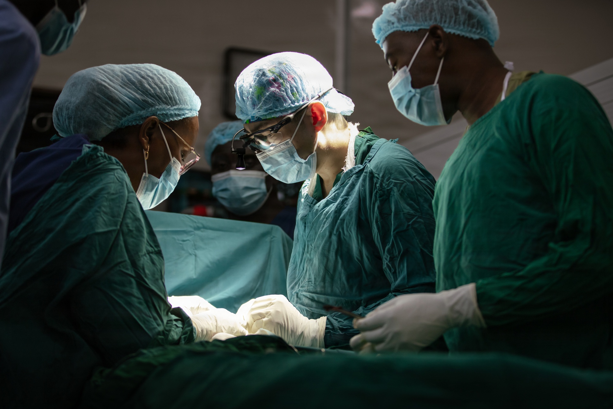 US Soldier performs surgery during the first-ever MEDREX in Tanzania as part of Justified Accord 2026