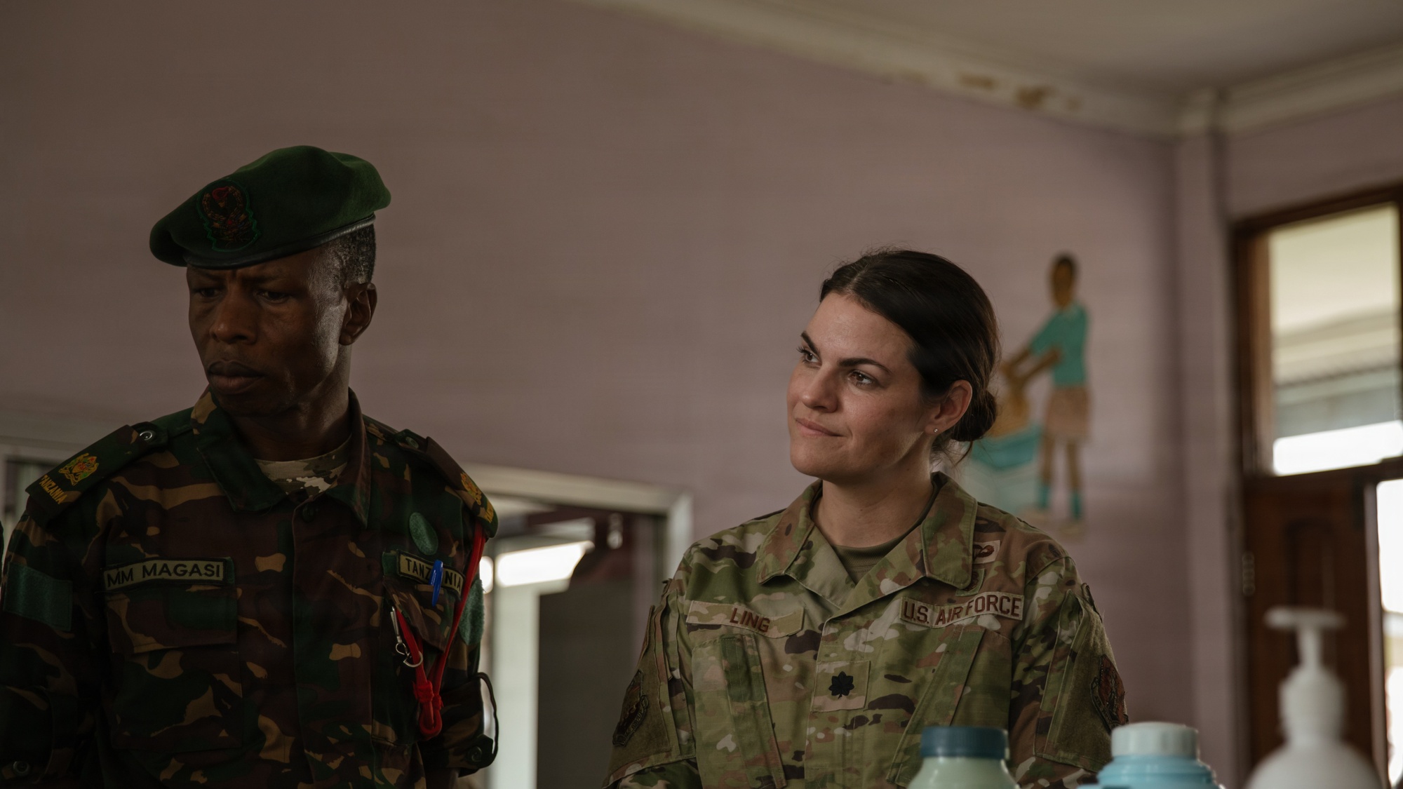 US, Tanzania military medical professionals visit pediatric patients during JA26
